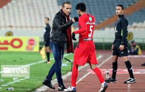 امید رقبا به معجزه فانوس به دستها؛ پرسپولیس قهرمان لیگ برتر شد؟ امید رقبا به معجزه فانوس به دستها؛ پرسپولیس قهرمان لیگ برتر شد؟