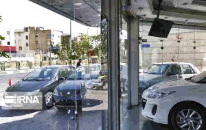 خریداران چشم انتظار کاهش قیمت ها در بازار خودرو خریداران چشم انتظار کاهش قیمت ها در بازار خودرو
