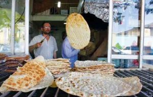 نان‌ در ایلام بدون مواد افزودنی غیرمجاز تولید می‌شود