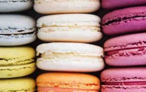 طرز تهیه شیرینی ماکارون؛ فقط دقت کنید! طرز تهیه شیرینی ماکارون؛ فقط دقت کنید!