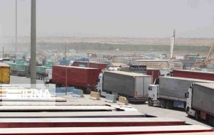 فعالیت تجاری مرز مهران در ایام اربعین متوقف نمی‌شود