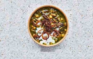 طرز تهیه شوربای شلغم؛ به جنگ سرماخوردگی بروید طرز تهیه شوربای شلغم؛ به جنگ سرماخوردگی بروید