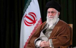 رهبر انقلاب:عاملان ترور را مجازات کنید و تلاشهای شهید راادامه دهید
