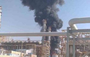 واحد پساب واحد الفین پتروشیمی ایلام دچار آتشسوزی شد واحد پساب واحد الفین پتروشیمی ایلام دچار آتشسوزی شد