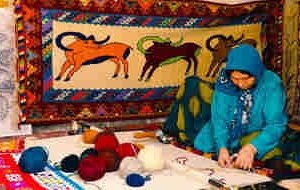 پلتفرم اختصاصی نقشه گلیم نقش برجسته ایلام طراحی می شود