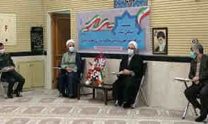 انقلاب اسلامی نظام استکبار را به چالش کشیده است