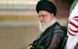رهبر انقلاب اسلامی با عفو یا تخفیف مجازات تعدادی از محکومان موافقت کرد رهبر انقلاب اسلامی با عفو یا تخفیف مجازات تعدادی از محکومان موافقت کرد