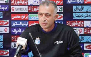 کمالوند: استقلال برای هر سه جام برنامه دارد