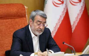زبان خدمتگزاران برای قدردانی از بردباری مردم برابر دشمنان قاصر است زبان خدمتگزاران برای قدردانی از بردباری مردم برابر دشمنان قاصر است