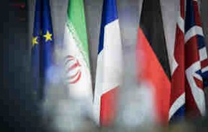 تحول خط‌مشی در جمهوری اسلامی؛ «موازنه‌سازی» جایگزین «موازنه منفی»   * فروزان آصف نخعی