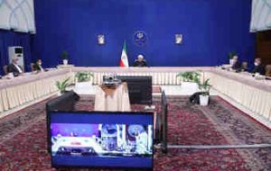 روحانی: استقلال، امنیت پایدار و آزادی ره‌آورد شهدا و ایثارگران است