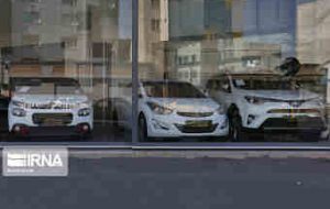 بازار بدون مشتری خودرو در انتظار سرنوشت قیمت ارز
