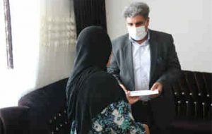 هدیه نقدی و عیدی کمیته امداد به ۸۵۰  خانواده مددجوی سادات