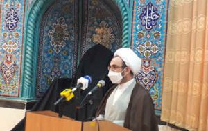 نسل جدید به جای قهرمانان خیالی ایثارگران را الگو قرار دهند
