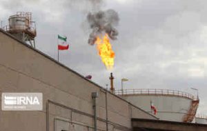 توسعه میدان نفتی چنگوله اشتغال زایی در مهران را متحول می کند