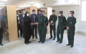 بازدید جمعی از فرماندهان سپاه امیرالمومنین(ع) ایلام از کتابخانه سردار سلیمانی بازدید جمعی از فرماندهان سپاه امیرالمومنین(ع) ایلام از کتابخانه سردار سلیمانی