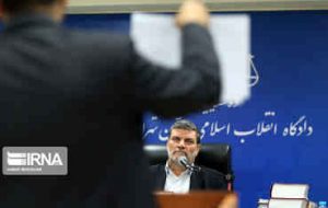 متهم ردیف اول ثبت سفارش خودرو پای میز محاکمه متهم ردیف اول ثبت سفارش خودرو پای میز محاکمه