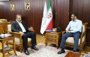 دیدار استاندار ایلام با دبیر شورای عالی مناطق آزاد