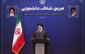 رییس جمهور: عده‌ای در تلاشند همزمان با مذاکرات، نرخ ارز را بالا ببرند