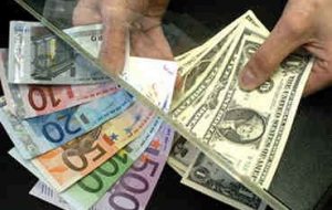 اخذ ۱۰ درصد مالیات از معاملات ارز