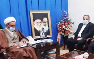 دعوت مشترک استاندار و امام جمعه ایلام برای حضور گسترده مردم در حماسه نهم دی دعوت مشترک استاندار و امام جمعه ایلام برای حضور گسترده مردم در حماسه نهم دی