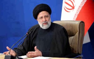 آیت‌الله رییسی: بانیان وضع موجود نباید بر مسند مدیریت بمانند