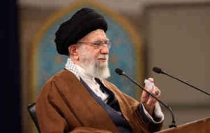 رهبر معظم انقلاب: رعایت نکردن برخی تذکرات در برجام به مشکلات بعدی منجر شد