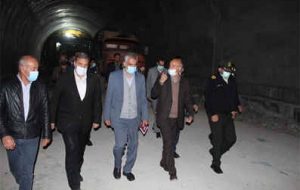 قطعات باقیمانده بزرگراه ایلام – مهران با شتاب در حال تکمیل است
