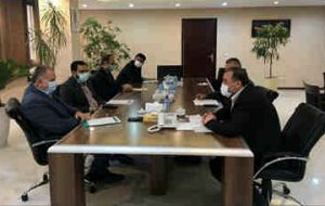 استاندار: هلدینگ های ستاد اجرایی فرمان حضرت امام (ره) در ایلام فعال شوند