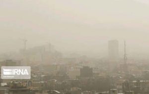 توده غلیظ گرد و غبار در راه ایلام توده غلیظ گرد و غبار در راه ایلام
