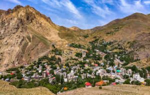 به دیدن لالههای روستای لالون بروید * مرضیه موسوی به دیدن لالههای روستای لالون بروید * مرضیه موسوی