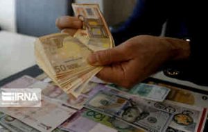 افزایش ۹۰ درصدی عرضه ارز توسط صادرکنندگان نسبت به سال قبل