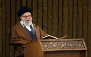 هنر مقدس تلاوت باید در خدمت ذکر و دعوت به خداوند و افزایش ایمان شوندگان باشد هنر مقدس تلاوت باید در خدمت ذکر و دعوت به خداوند و افزایش ایمان شوندگان باشد