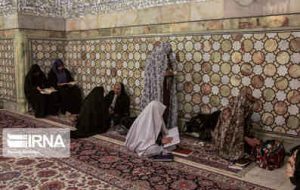 ۳۲۰ هزار مسافر نوروزی در ایلام، زائر اماکن مذهبی شدند