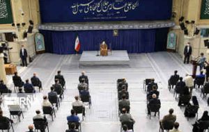 درون‌مایه ۱۱ سال سخنان رهبری در جمع کارگران/ تاکید بر فرهنگ کار، تکریم کارگر و رعایت حقوق آنها