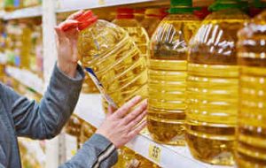دلایل کاهش قیمت روغن/ حذف ارز ۴۲۰۰ قاچاق را صفر و مصرف را واقعی کرد