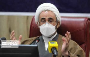 امام جمعه ایلام: اولویت ستاد اربعین مقابله با مشکلات گرمای هوا باشد امام جمعه ایلام: اولویت ستاد اربعین مقابله با مشکلات گرمای هوا باشد