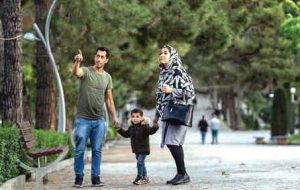 داشتن فرزند از وقایع مهم زندگی زوجین است داشتن فرزند از وقایع مهم زندگی زوجین است