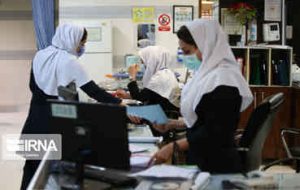 پرستاران با ناگفتههایی از حقوق پایین تا شیفتهای سنگین کاری پرستاران با ناگفتههایی از حقوق پایین تا شیفتهای سنگین کاری