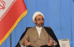 امام جمعه ایلام: احداث کارخانه فرآوری روغن از نیازهای اساسی استان است