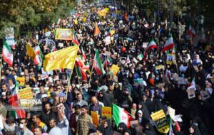 مــردم انقــلابی ایران در محکومیت دخالت دولت‌های غربی راهپیمایی کردند