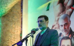 شهدا مسیر هدایت را به ما نشان دادند