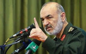 سردار سلامی: مسلمانان عاملان هتک حرمت قرآن را تنبیه خواهند کرد سردار سلامی: مسلمانان عاملان هتک حرمت قرآن را تنبیه خواهند کرد