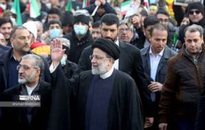 رفع محدودیت‌های بازگشت ایرانیان به کشور/ بخشودگی دانشجویان حاضر در اغتشاشات
