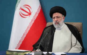 پیرو دستور رئیس جمهور انجام شد؛ اعلام نتایج بررسی علل بروز مشکلات پرداخت حقوق اسفند ماه و امتیازات قانون رتبهبندی پیرو دستور رئیس جمهور انجام شد؛ اعلام نتایج بررسی علل بروز مشکلات پرداخت حقوق اسفند ماه و امتیازات قانون رتبهبندی