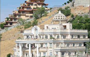 مالیات ستانی از لوکس نشینان در دولت سیزدهم/ شناسایی ۱۴۰ هزار خانه لوکس در کشور مالیات ستانی از لوکس نشینان در دولت سیزدهم/ شناسایی ۱۴۰ هزار خانه لوکس در کشور
