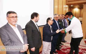 آزادی زندانیان در شب قدر؛ کمک ۱۷ میلیارد ریالی خیرین ایلامی در جشن گلریزان