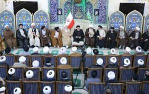 در دیدار صمیمانه با جمعی از علما و روحانیون؛ آیتالله رئیسی: بیانیه گام دوم جامعترین سند حکمرانی چراغ راه دولت و دولتمردان است در دیدار صمیمانه با جمعی از علما و روحانیون؛ آیتالله رئیسی: بیانیه گام دوم جامعترین سند حکمرانی چراغ راه دولت و دولتمردان است