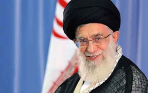 در آستانه عید سعید فطر؛ رهبر انقلاب با عفو یا تخفیف مجازات تعدادی از محکومان موافقت کردند در آستانه عید سعید فطر؛ رهبر انقلاب با عفو یا تخفیف مجازات تعدادی از محکومان موافقت کردند