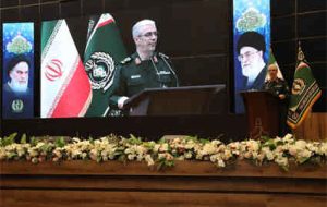 سردار باقری: ماندن پای روشهای قدیمی و محصولات بدون استفاده خطای بزرگی است سردار باقری: ماندن پای روشهای قدیمی و محصولات بدون استفاده خطای بزرگی است